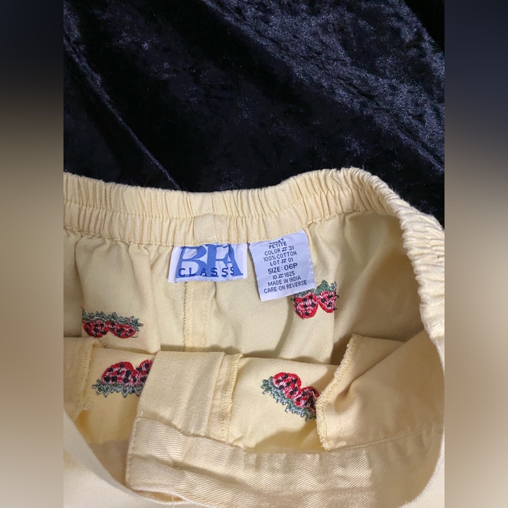 Vintage 80-90’s BFA Classics Shorts - Picture 2 of 3